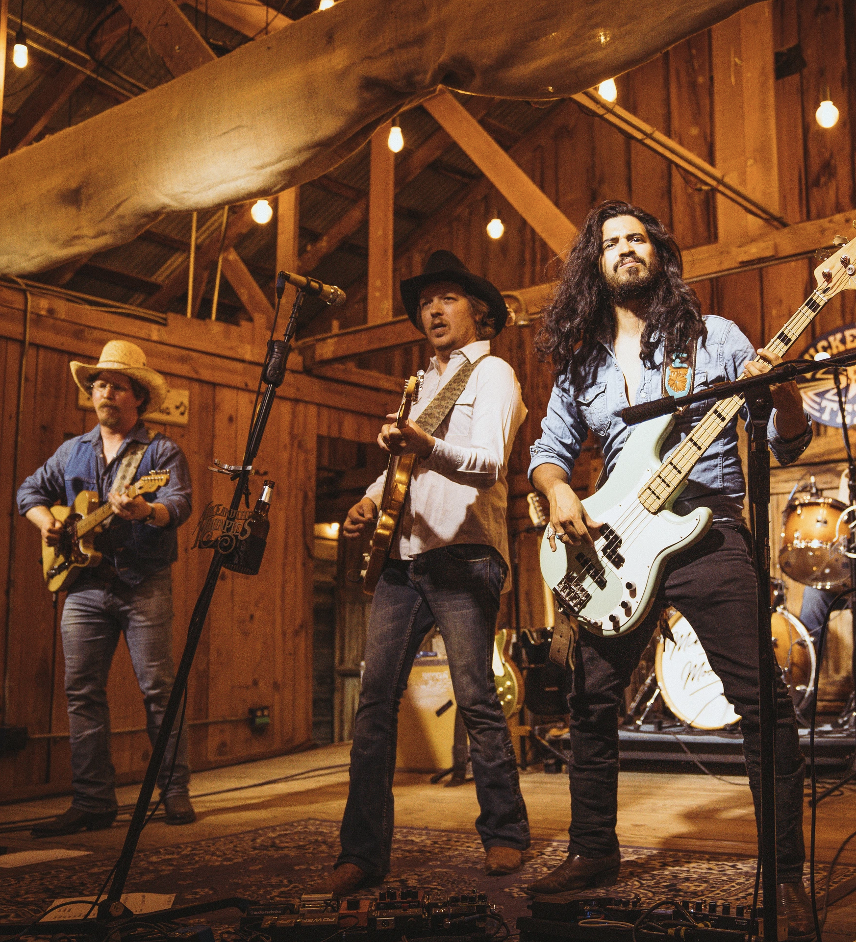 Silverada and The Barlow to Light Up the Aggie Theatre
